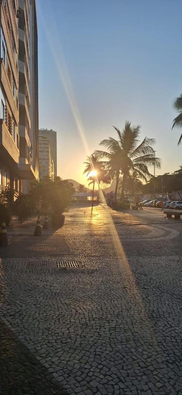 Quarto Privativo A Uma Quadra Da Praia De Copacabana Rio de Janeiro Bagian luar foto
